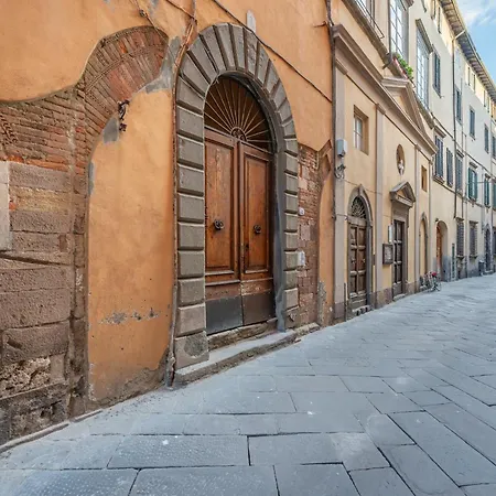 Apartment Atelier Centro Lucca